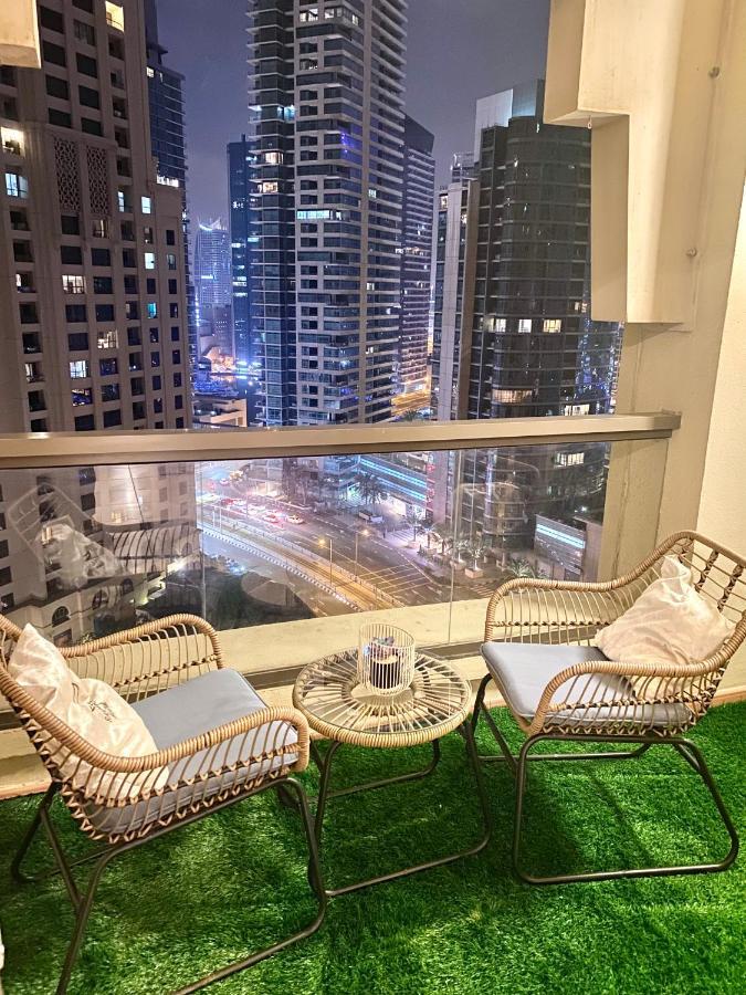 Charming Spacious Studio Apartment In The Heart Of Jbr By Sweet Homes Dubai Exterior photo